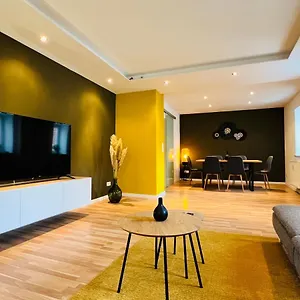 Haupthaus Apartment Werneck